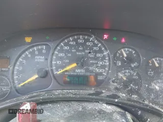 2000 Chevrolet Silverado 1500 LS with VIN 2GCEK19T2Y1333156, listed as a IAAI auction lot 41292603 with 204,886 mi miles. Bid and sale history available at carsss.com. Image 7.