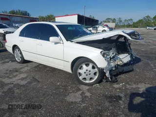 2001 Lexus LS 430 with VIN JTHBN30F410049430, listed as a IAAI auction lot 41880770 with 89,734 mi miles. Bid and sale history available at carsss.com. Image 1.