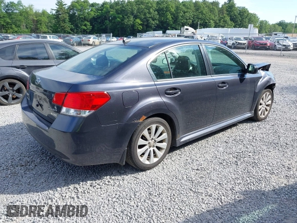 2011 Subaru Legacy Limited Power Moon z VIN 4S3BMBK67B3237225, wystawiony jako IAAI lot #42579944 z przebiegiem 104 186 mil mil oraz . Historia ofert i sprzedaży dostępna na DreamBid. Obrazek 4.