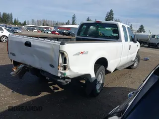 2001 Ford F-250 с VIN 1FDNX21LX1EB35511, выставлен на аукционе IAAI как лот 41664659 с пробегом 238 688 миль миль и . История ставок и продаж доступна на DreamBid. Изображение 4.