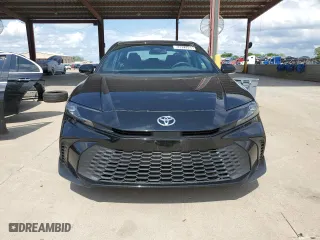2025 Toyota Camry LE with VIN 4T1DAACK1SU034943, listed as a Copart auction lot 53923255 with 17,399 mi miles and Clean Title. Bid and sale history available at carsss.com. Image 5.
