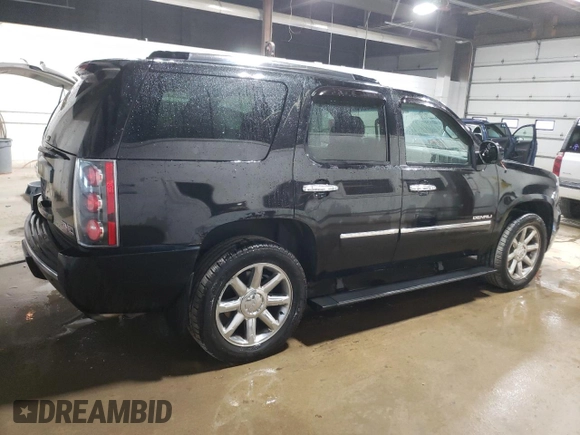 2010 GMC Yukon Denali z VIN 1GKUKEEF9AR207610, wystawiony jako Copart lot #73470924 z przebiegiem 230 139 mil mil oraz Szkoda całkowita • Salvage title. Historia ofert i sprzedaży dostępna na DreamBid. Obrazek 3.