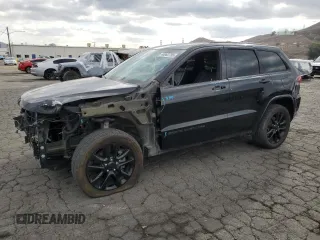 2018 Jeep Grand Cherokee Altitude with VIN 1C4RJEAG6JC158775, listed as a Copart auction lot 44982795 with 94,202 mi miles and Salvage Title. Bid and sale history available at carsss.com. Image 1.
