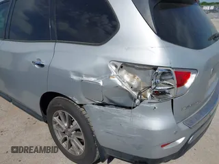2015 Nissan Pathfinder S with VIN 5N1AR2MNXFC624659, listed as a IAAI auction lot 42033206 with 170,773 mi miles and . Bid and sale history available at DreamBid. Image 6.
