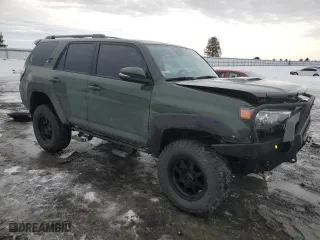 2022 Toyota 4Runner TRD Off Road Premium with VIN JTERU5JR8N6036993, listed as a Copart auction lot 45885305 with 30,414 mi miles and Salvage Title. Bid and sale history available at carsss.com. Image 4.