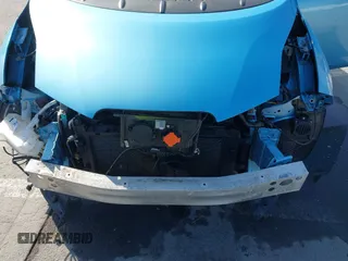 2015 Nissan LEAF S with VIN 1N4AZ0CP6FC330483, listed as a IAAI auction lot 42217559 with 35,216 mi miles and . Bid and sale history available at DreamBid. Image 6.