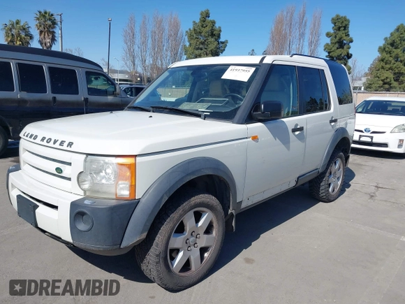 2005 Land Rover LR3 HSE with VIN SALAG25485A333581, listed as a IAAI auction lot 41937955 with 163,377 mi miles and . Bid and sale history available at DreamBid. Image 6.