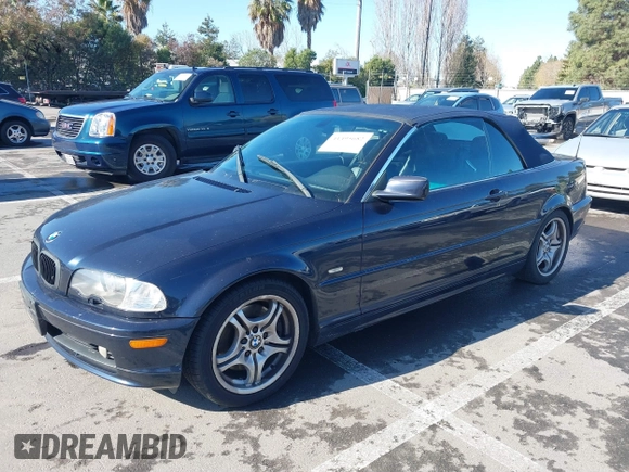 2001 BMW 3 Series 330Ci with VIN WBABS53451JU83279, listed as a IAAI auction lot 41495682 with 238,649 mi miles. Bid and sale history available at carsss.com. Image 2.