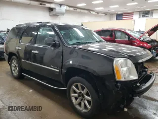 2012 GMC Yukon Denali with VIN 1GKS1EEFXCR126256, listed as a Copart auction lot 88656765 with 203,007 mi miles and Clean Title. Bid and sale history available at carsss.com. Image 4.