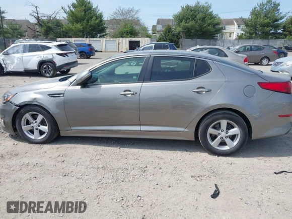 2015 Kia Optima LX z VIN 5XXGM4A76FG421945, wystawiony jako IAAI lot #42112703 z przebiegiem 106 050 mil mil oraz . Historia ofert i sprzedaży dostępna na DreamBid. Obrazek 15.