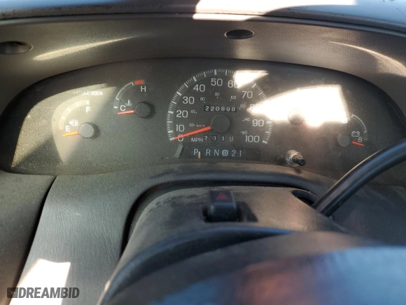 1998 Ford F-150 Standard with VIN 1FTZF1821WKB21778, listed as a Copart auction lot 73009444 with 220,898 mi miles and Salvage Title. Bid and sale history available at carsss.com. Image 9.