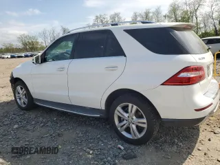 2015 Mercedes-Benz M ML 350 with VIN 4JGDA5JB1FA569935, listed as a Copart auction lot 53106585 with 26,400 mi miles and Salvage Title. Bid and sale history available at carsss.com. Image 2.