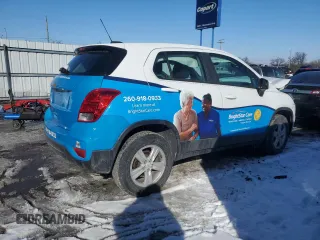 2017 Chevrolet Trax LS with VIN KL7CJNSB4HB128650, listed as a Copart auction lot 46163455 with 61,652 mi miles and Salvage Title. Bid and sale history available at carsss.com. Image 3.