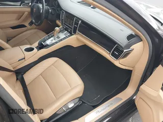 2015 Porsche Panamera 4 с VIN WP0AA2A71FL002436, выставлен на аукционе IAAI как лот 42479904 с пробегом 64 750 миль миль и . История ставок и продаж доступна на DreamBid. Изображение 5.