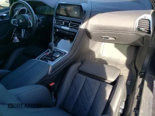 2022 BMW M8 Competition z VIN WBSDZ0C04NCJ11152, wystawiony jako Copart lot #82225924 z przebiegiem 4 285 mil mil oraz Szkoda całkowita • Salvage title. Historia ofert i sprzedaży dostępna na DreamBid. Obrazek 8.