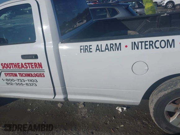 2019 Ram 1500 Classic Tradesman with VIN 3C6JR6DT7KG561514, listed as a IAAI auction lot 41556666 with 163,687 mi miles. Bid and sale history available at carsss.com. Image 14.
