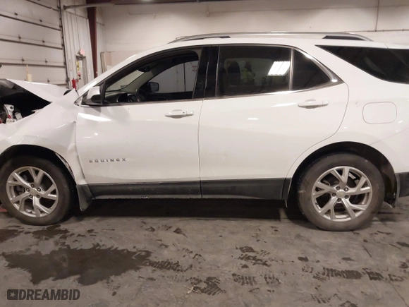 2020 Chevrolet Equinox LT with VIN 2GNAXVEX1L6220009, listed as a IAAI auction lot 41647476 with 161,913 mi miles. Bid and sale history available at carsss.com. Image 14.