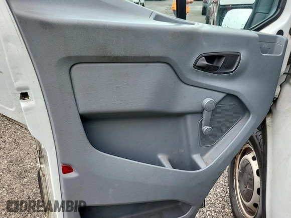 2016 Ford Transit Cargo с VIN 1FTYE1YM2GKB19264, выставлен на аукционе IAAI как лот 42559430 с пробегом 291 290 миль миль и . История ставок и продаж доступна на DreamBid. Изображение 5.