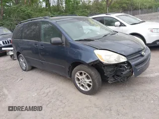 2005 Toyota Sienna LE with VIN 5TDBA23C55S038111, listed as a IAAI auction lot 42150147 with 1 mi miles. Bid and sale history available at carsss.com. Image 1.
