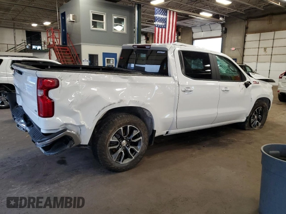 2022 Chevrolet Silverado 1500 LT with VIN 1GCUDDET3NZ599141, listed as a Copart auction lot 68729434 with 72,366 mi miles and Salvage Title. Bid and sale history available at DreamBid. Image 3.