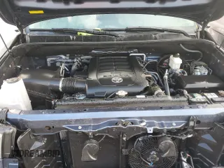 2019 Toyota Sequoia SR5 with VIN 5TDBY5G11KS174849, listed as a Copart auction lot 74324084 with 0 mi miles and Non Repairable. Bid and sale history available at carsss.com. Image 12.
