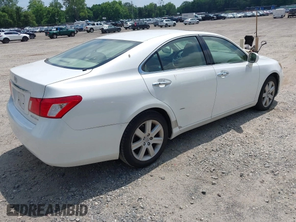 2007 Lexus ES 330 z VIN JTHBJ46GX72112464, wystawiony jako IAAI lot #42534799 z przebiegiem 120 539 mil mil oraz . Historia ofert i sprzedaży dostępna na DreamBid. Obrazek 4.