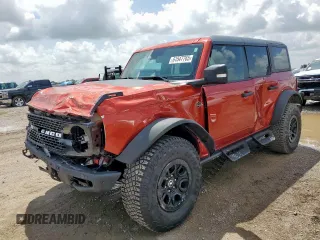 2024 Ford Bronco Wildtrak z VIN 1FMEE2BP4RLB23952, wystawiony jako Copart lot #61547765 z przebiegiem 12 180 mil mil oraz Nie do naprawy • Non repairable. Historia ofert i sprzedaży dostępna na DreamBid. Obrazek 1.