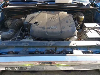 2008 Toyota Tacoma PreRunner with VIN 5TETU62N88Z592529, listed as a IAAI auction lot 41628653 with 225,946 mi miles. Bid and sale history available at carsss.com. Image 10.