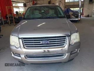 2008 Ford Explorer XLT z VIN 1FMEU73898UB09934, wystawiony jako IAAI lot #42560438 z przebiegiem 106 359 mil mil oraz . Historia ofert i sprzedaży dostępna na DreamBid. Obrazek 12.