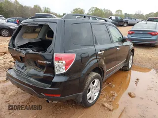 2010 Subaru Forester X Premium z VIN JF2SH6CC9AH724414, wystawiony jako IAAI lot #41948353 z przebiegiem 145 552 mil mil oraz . Historia ofert i sprzedaży dostępna na DreamBid. Obrazek 4.