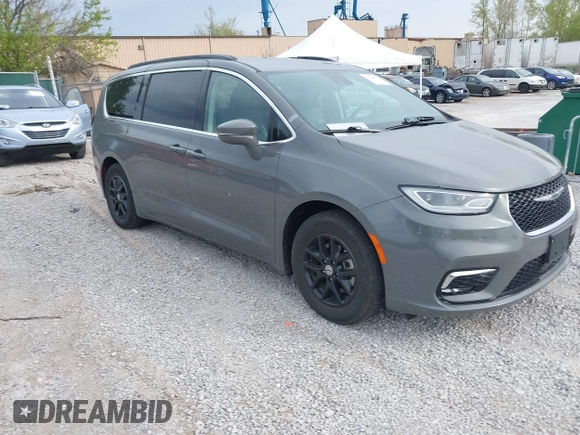 2022 Chrysler Pacifica Touring L with VIN 2C4RC1BG7NR168519, listed as a IAAI auction lot 41928929 with 55,814 mi miles and . Bid and sale history available at DreamBid. Image 1.