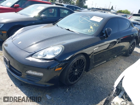 2011 Porsche Panamera с VIN WP0AA2A77BL013757, выставлен на аукционе IAAI как лот 42386546 с пробегом 138 807 миль миль и . История ставок и продаж доступна на DreamBid. Изображение 2.