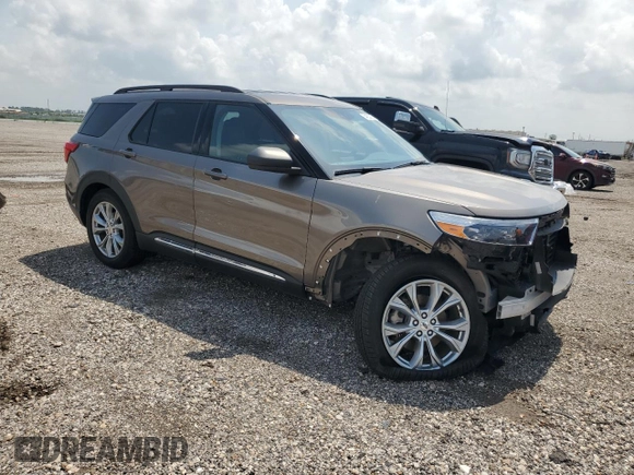 2021 Ford Explorer XLT with VIN 1FMSK7DH2MGA04636, listed as a Copart auction lot 54262005 with 55,575 mi miles and Salvage Title. Bid and sale history available at carsss.com. Image 4.