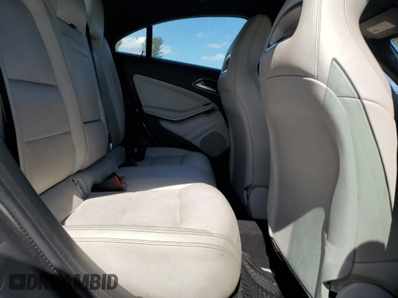 2018 Mercedes-Benz CLA 250 with VIN WDDSJ4EB2JN565304, listed as a Copart auction lot 72206573 with 70,924 mi miles and . Bid and sale history available at DreamBid. Image 10.