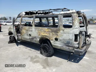2001 Ford Econoline Passenger XL with VIN 1FBSS31F81HB74851, listed as a Copart auction lot 52738635 with Not provided miles and Non repairable. Bid and sale history available at DreamBid. Image 2.