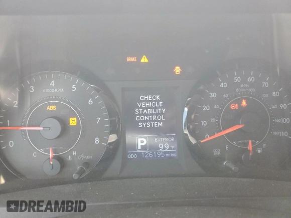 2017 Toyota Sienna LE Auto Access Seat with VIN 5TDKZ3DC7HS843304, listed as a Copart auction lot 64303995 with 126,195 mi miles and Salvage title. Bid and sale history available at DreamBid. Image 9.