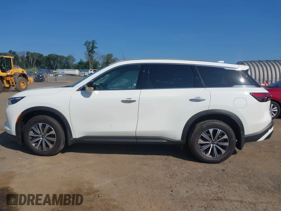 2024 Infiniti QX60 Pure with VIN 5N1DL1ES8RC357555, listed as a IAAI auction lot 42571285 with 8,557 mi miles and . Bid and sale history available at DreamBid. Image 14.