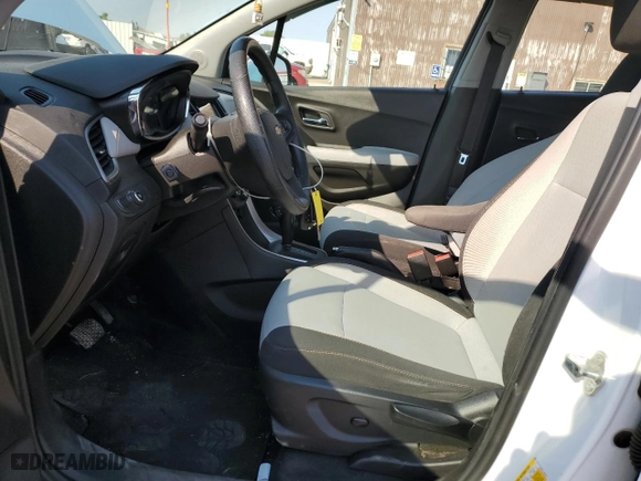 2019 Chevrolet Trax LS with VIN 3GNCJKSB4KL116397, listed as a Copart auction lot 73579484 with 63,836 mi miles and Salvage Title. Bid and sale history available at carsss.com. Image 7.