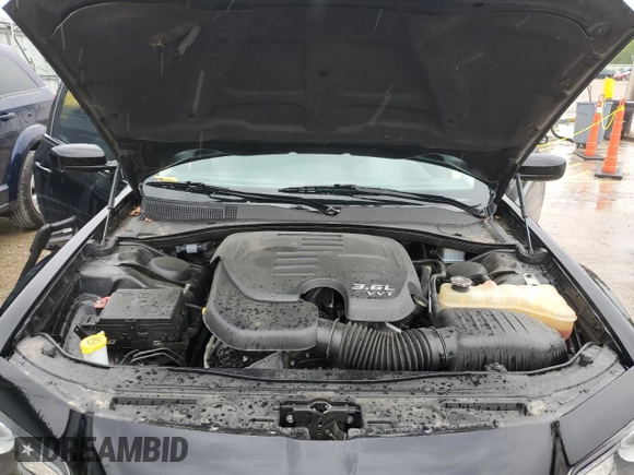 2018 Chrysler 300 Touring with VIN 2C3CCAAG9JH331960, listed as a Copart auction lot 54717615 with 86,921 mi miles and Salvage Title. Bid and sale history available at DreamBid. Image 11.