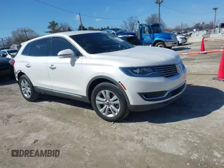 2018 Lincoln MKX Premiere z VIN 2LMPJ6JR7JBL45554, wystawiony jako IAAI lot #41866850 z przebiegiem 90 685 mil mil oraz . Historia ofert i sprzedaży dostępna na DreamBid. Obrazek 1.