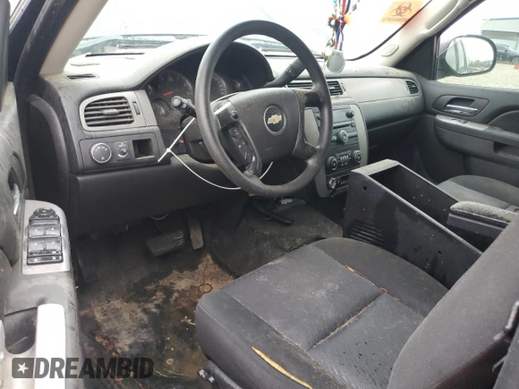 2013 Chevrolet Tahoe Commercial with VIN 1GNLC2E05DR338169, listed as a Copart auction lot 55803245 with 246,432 mi miles and Clean title. Bid and sale history available at DreamBid. Image 8.