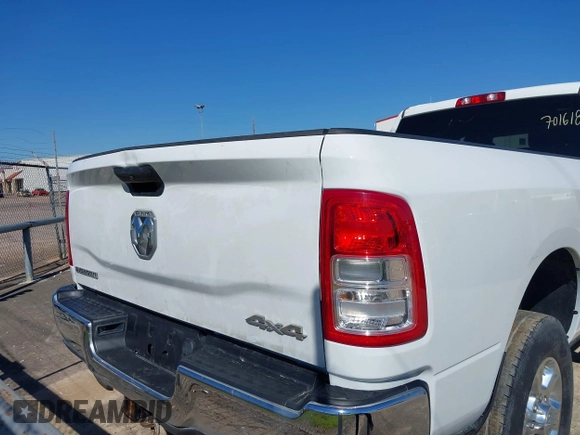 2023 Ram 2500 Big Horn with VIN 3C6UR5JL4PG514587, listed as a IAAI auction lot 41654904 with 39,607 mi miles and . Bid and sale history available at DreamBid. Image 16.
