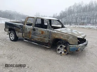 2005 Chevrolet Silverado 1500 Z71 with VIN 1GCEK19Z55Z142936, listed as a IAAI auction lot 41538473 with 1 mi miles. Bid and sale history available at carsss.com. Image 1.