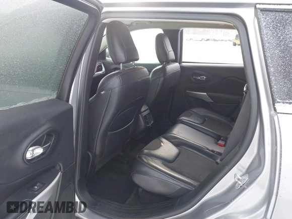 2018 Jeep Cherokee Latitude Plus with VIN 1C4PJMLB1JD502431, listed as a IAAI auction lot 41292612 with 115,839 mi miles and . Bid and sale history available at DreamBid. Image 8.