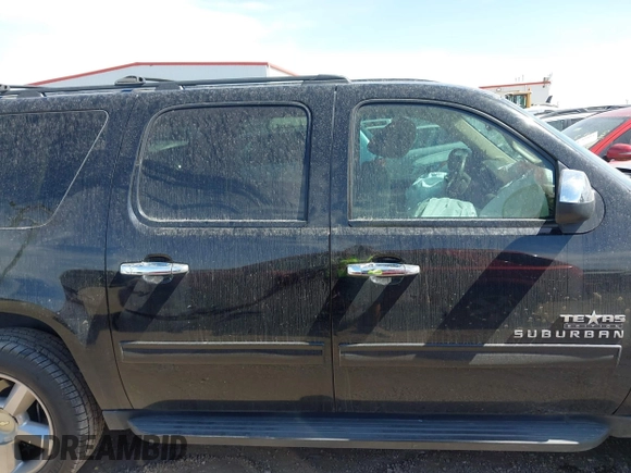 2012 Chevrolet Suburban LS with VIN 1GNSCHE03CR241355, listed as a IAAI auction lot 41791615 with 214,964 mi miles. Bid and sale history available at carsss.com. Image 13.
