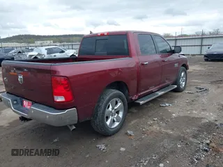 2016 Ram 1500 Big Horn z VIN 1C6RR6LG6GS319580, wystawiony jako IAAI lot #41911054 z przebiegiem 111 199 mil mil oraz . Historia ofert i sprzedaży dostępna na DreamBid. Obrazek 4.