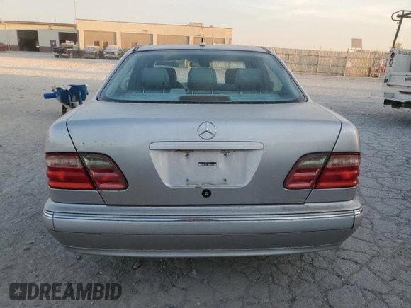 2002 Mercedes-Benz E-Class with VIN WDBJF65J32B498384, listed as a Copart auction lot 77438924 with 0 mi miles and Clean Title. Bid and sale history available at carsss.com. Image 6.