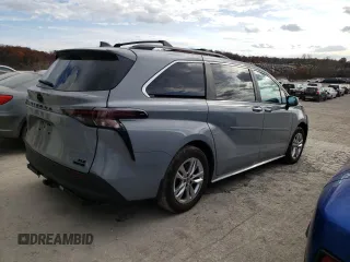 2023 Toyota Sienna XSE 25th Anniversary with VIN 5TDCSKFC3PS103084, listed as a Copart auction lot 79702214 with 17,737 mi miles and Salvage title. Bid and sale history available at DreamBid. Image 3.