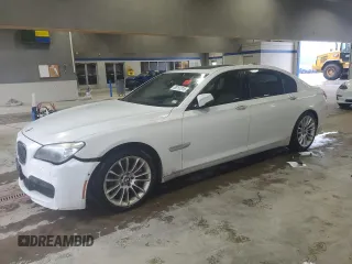 2014 BMW 7 Series ALPINA B7 xDrive z VIN WBAYF8C55ED142137, wystawiony jako Copart lot #58751915 z przebiegiem 133 451 mil mil oraz Czysty tytuł • Clean title. Historia ofert i sprzedaży dostępna na DreamBid. Obrazek 1.