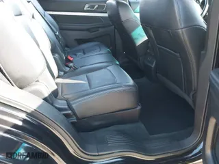 2016 Ford Explorer XLT with VIN 1FM5K7DH5GGC34303, listed as a IAAI auction lot 41776795 with 71,375 mi miles. Bid and sale history available at carsss.com. Image 8.